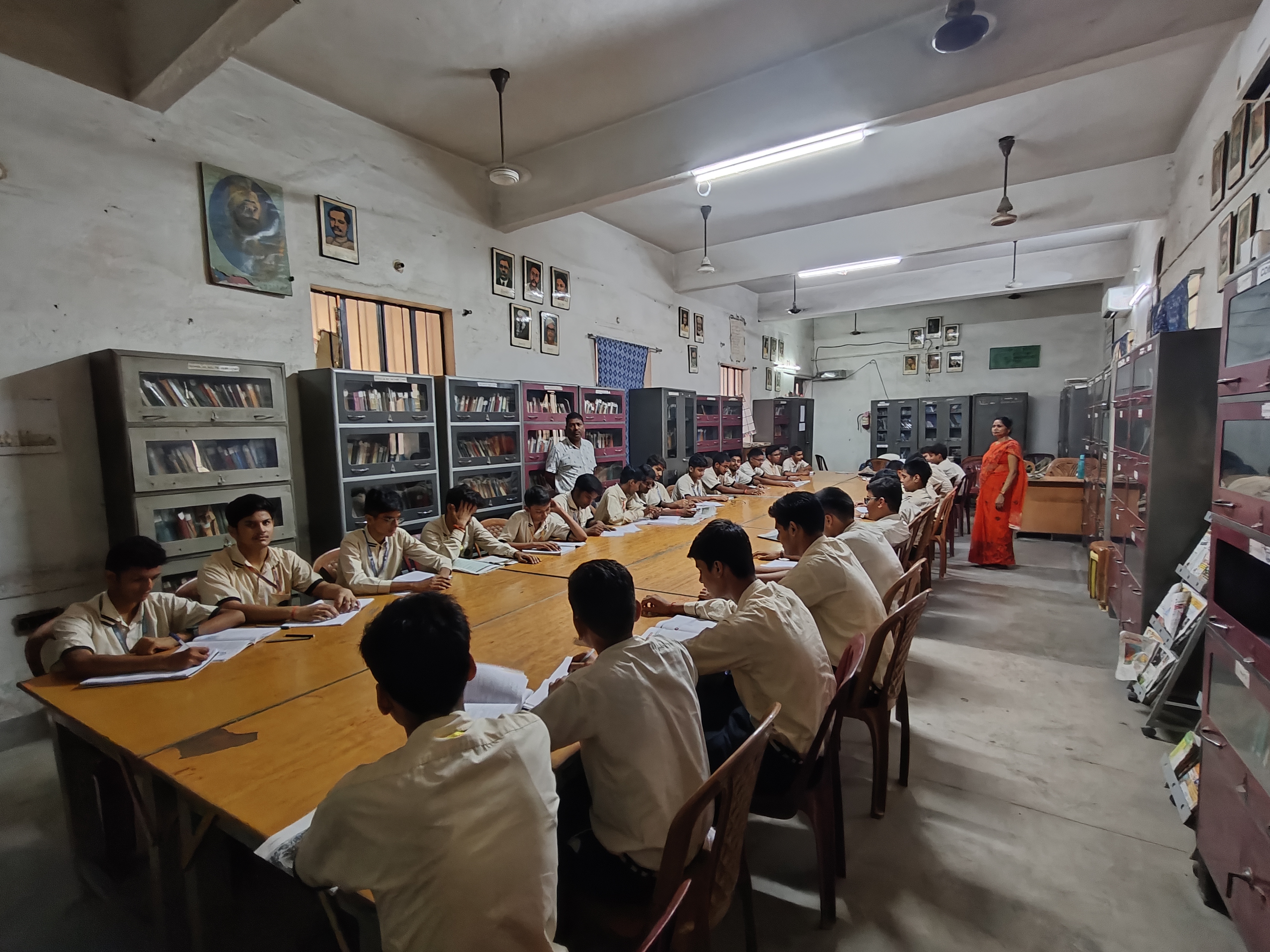 Modern Computer Lab